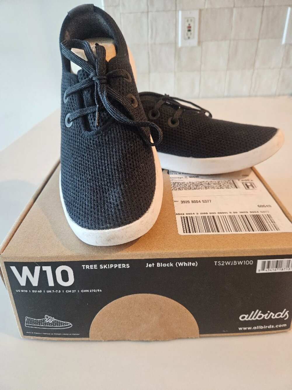 ALLBIRDS Treeskippers Black (Women's 10)